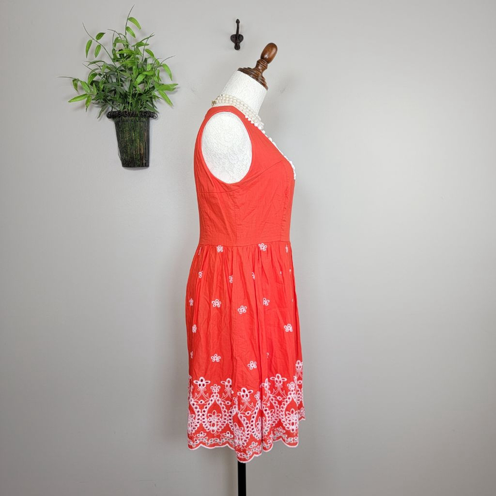 NYDJ Fit & Flare Jeweled Sleeveless Dress Eyelet Embroidered Skirt Slimming 6 - Picture 8 of 14